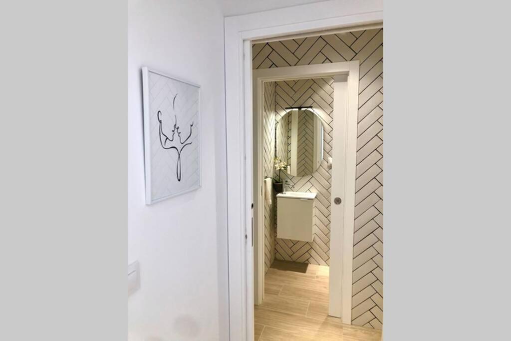 Gatu Premium Villa Libertad, Preferente Mayores De 25 Anos Y Familias Cadix Extérieur photo