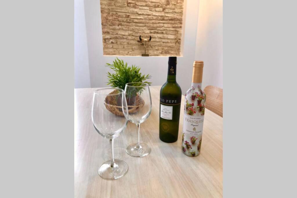 Gatu Premium Villa Libertad, Preferente Mayores De 25 Anos Y Familias Cadix Extérieur photo