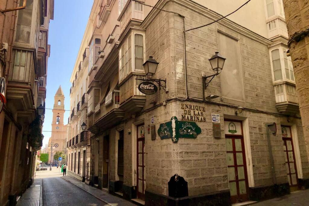Gatu Premium Villa Libertad, Preferente Mayores De 25 Anos Y Familias Cadix Extérieur photo