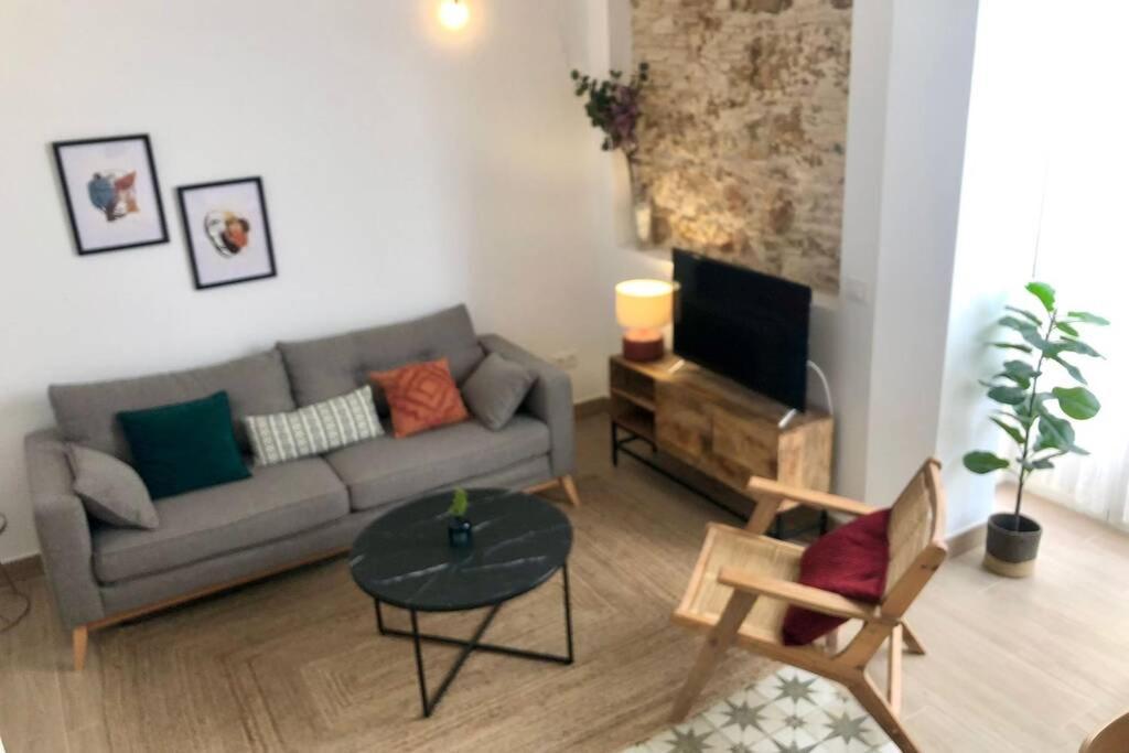 Gatu Premium Villa Libertad, Preferente Mayores De 25 Anos Y Familias Cadix Extérieur photo
