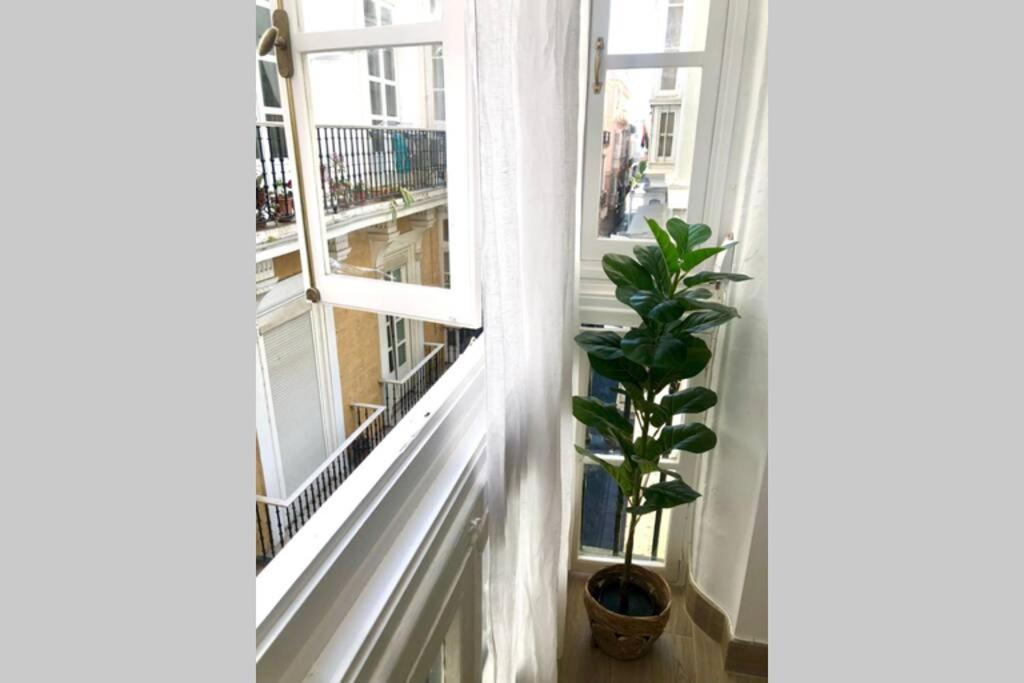 Gatu Premium Villa Libertad, Preferente Mayores De 25 Anos Y Familias Cadix Extérieur photo